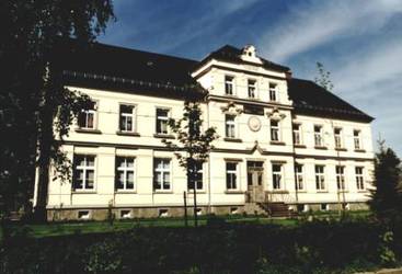 Wilhelm-Tempel-Grundschule in Niedercunnersdorf Wilhelm-Tempel-Grundschule in Niedercunnersdorf